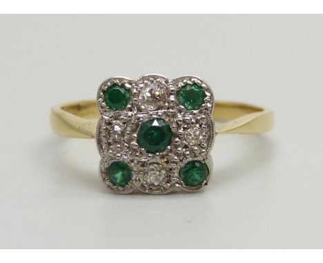 An 18ct yellow gold, Art Deco demantoid garnet and diamond dress ring, 3.2g, R 