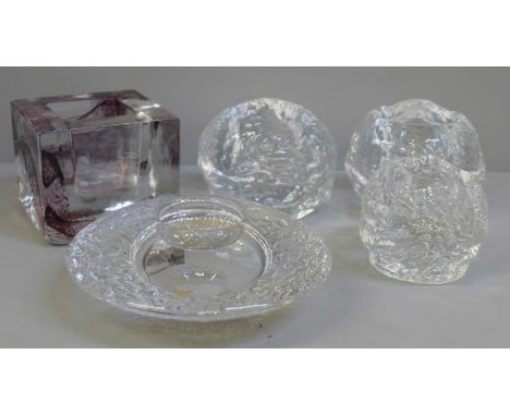 Five Swedish glass candle holders by Kosta Boda (4) and Orrefors (1) 