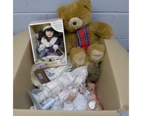 A collection of modern costume dolls and a Li-Lo teddy bear **PLEASE NOTE THIS LOT IS NOT ELIGIBLE FOR POSTING AND PACKING** 