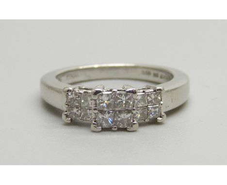 A platinum and princess cut diamond ring, approximately 0.50ct diamond weight, 6.1g, I/J 