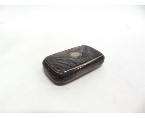 AN AUSTRIAN NIELLO DECORATED SNUFF BOX stamped '900' and with control marks, 9.1cm long, 98g (3.1 troy ozs) gross