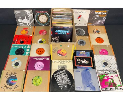 Vinyl Records – 45rpm 7” Singles – Including Alice Cooper – Eighteen / Body – STR S 7209; King Crimson – Epitaph / 21st Centu