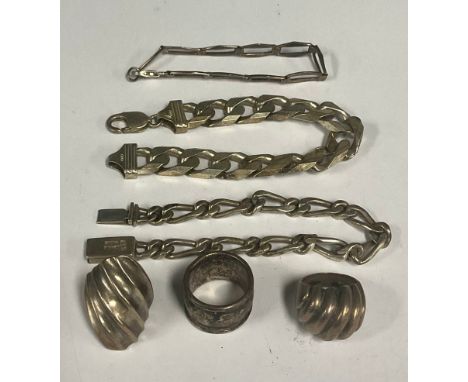 A silver heavy weight curb link bracelet, 200.5cm long, silver dress rings, etc 106g; white metal bracelet stamped mexico 925