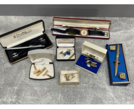 Miscellaneous Cuff links, Timex watch and pens