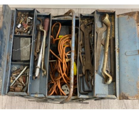 Vintage metal cantilever toolbox containing mixed vintage hand tools etc