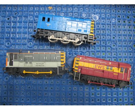 Three 'OO' Gauge/4mm Class 08/09 0-6-0 Diesel Shunters, two Bachmann R/No's 08921 and 08653 (Railfreight), plus a Lima R/No 0