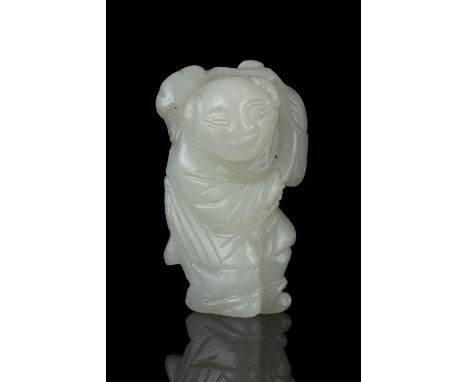 A SMALL JADE CARVING OF A BOY HOLDING A LINGZHI FUNGUS  CHINA, QING DYNASTY, 19TH CENTURY  H: 3,8 cm  Gross weight: 18,1 gram