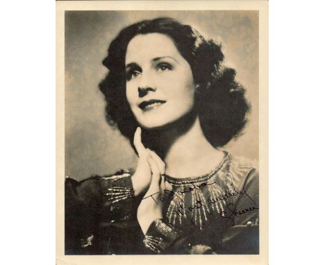 Norma Shearer signed 10x8 vintage sepia photo comes with original mailing envelope dated March 1939.  Good condition. All aut