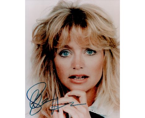 Goldie Hawn signed 10x8 colour photo. Goldie Jeanne Hawn (born November 21, 1945) is an American actress, dancer, producer, a