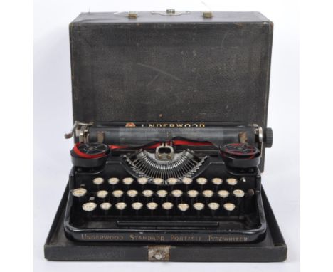 An early 20th century circa 1920s Underwood standard portable typewriter. American design - Ebonised metal construction with 