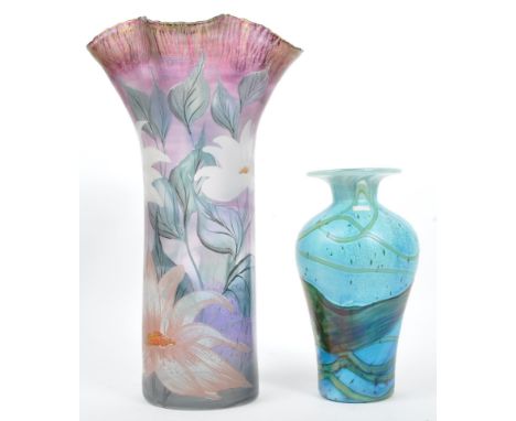 Two vintage 20th century studio art glass decorative vases. The lot to include a Art Nouveau style iridescent handkerchief ri