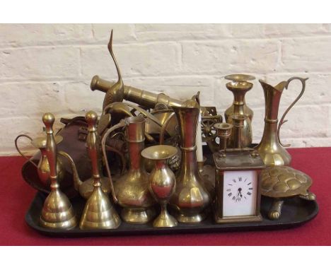 Brass carriage clock and a quantity of mixed brass and a pair of Goerz (Berlin) binoculars in case. Condition report: see ter
