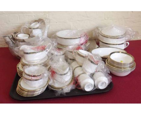 Royal Albert Paragon Elgin pattern seventy four piece tea/coffee/dinner ware set. Condition report: see terms and conditions