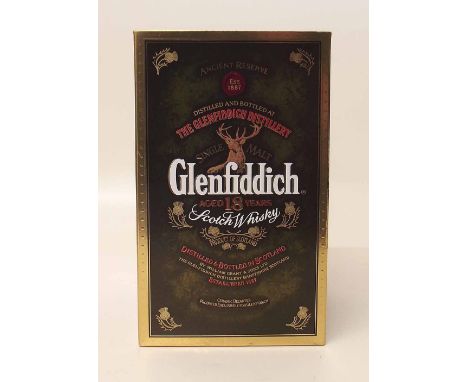 Glenfiddich 18 year old Whiskey in ceramic flask and original box. Condition report: see terms and conditions