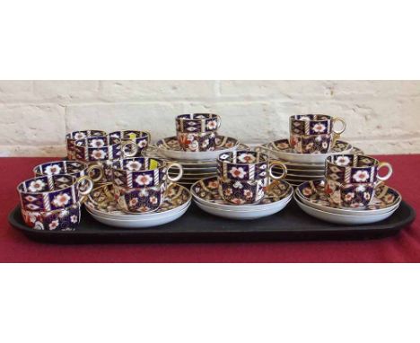 Crown Derby tea service containing ten trios. Condition report: see terms and conditions