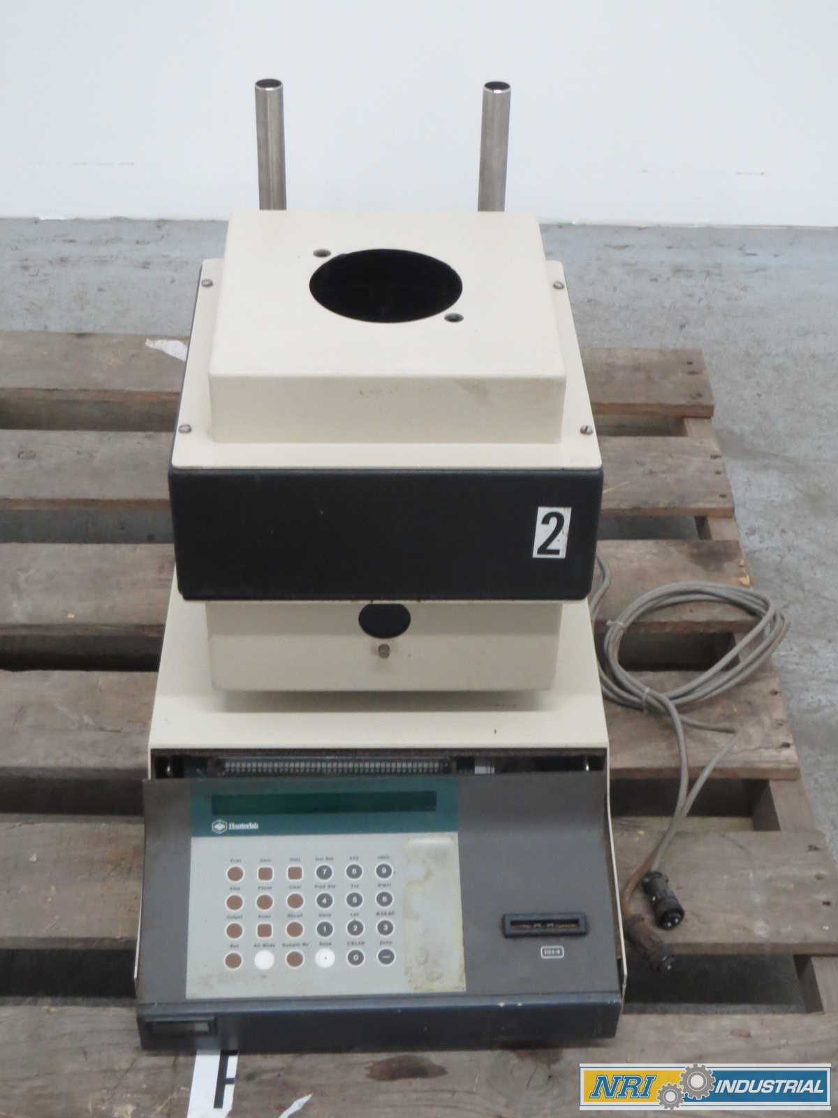 HUNTERLAB D259 WIDEAREA COLORIMETER BASE LAB EQUIPMENT