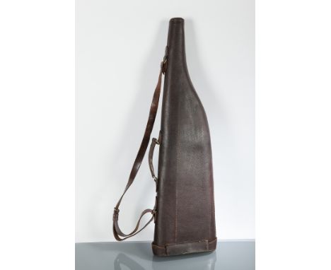 VINTAGE TAN LEATHER LEG-OF-MUTTON GUN CASE
stamped MWM, with brass lock, 80cm long