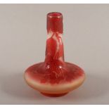 kleine Vase "Stachelbeere", Gallé, A.20.Jh.
