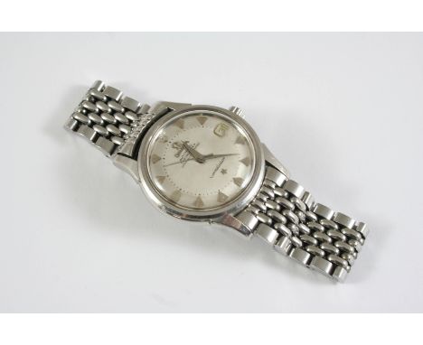 A GENTLEMAN'S STAINLESS STEEL AUTOMATIC CHRONOMETER CONSTELLATION WRISTWATCH BY OMEGA the signed circular dial with dagger nu