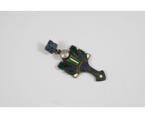 AN ART NOUVEAU ENAMEL AND SILVER PENDENT BY WILLIAM HASELER mounted with blue, green and white enamel and with mother of pear