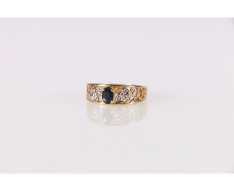 Contemporary 14ct gold sapphire and diamond dress ring 4.98g 