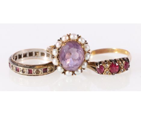 9ct gold amethyst and pearl dress ring and two others, 11.17g gross 