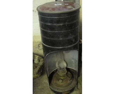 Ardent paraffin light in fitted metal case. (B.P. 21% + VAT) 