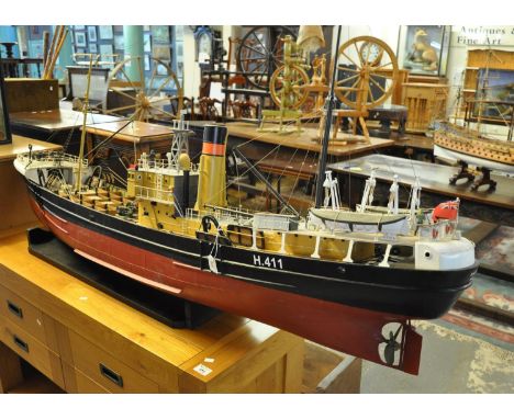 Exhibition quality scale mode of the steam trawler 'St Nectan' registered in Hull, no: H.411, overall length 175cm approx. On