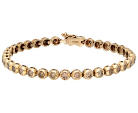 No reserve - 14K Yellow gold tennis bracelet set with approx. 2.16 ct. champagne and cognac diamonds. Set with 36 brilliant c
