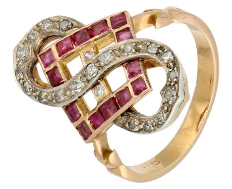 No reserve - 18K Bicolour gold infinity ring with diamond and ruby. Set with 21 old single cut diamonds of approx. 0.10 ct. i
