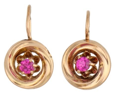 No reserve - 14K Rose gold antique dormeuse earrings set with synthetic ruby. Each set with a faceted synthetic ruby ​​(Ø app