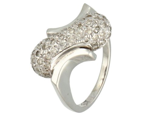 No reserve - 18K White gold ring set with diamond. Design ring entirely pavé set with brilliant cut diamonds (VS-SI / H-I). H