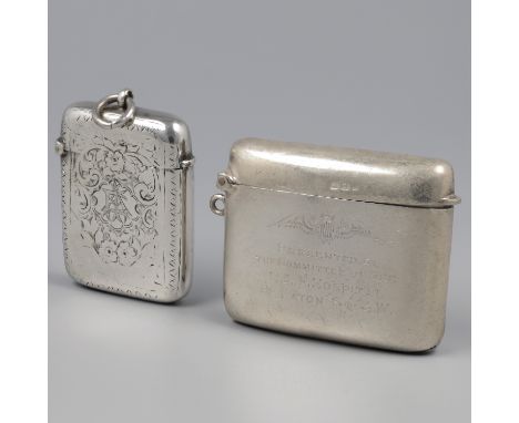 No reserve - 2-piece lot silver vesta cases / matchstick boxes. Various, of which 1 was made for a soldier of the R.A.F Hospi