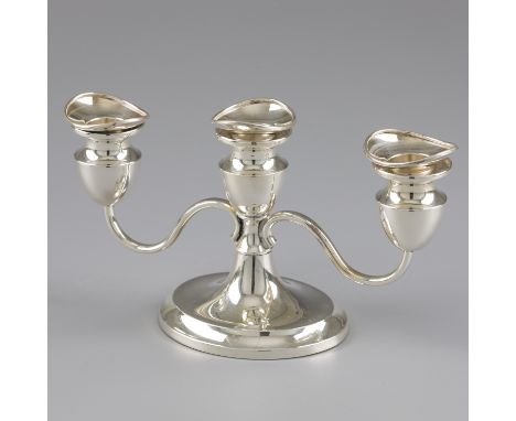 No reserve - Candlestick silver. Table candlestick with 3 arms and matching bobeches. Germany, 20th century, hallmarks: E.T.J