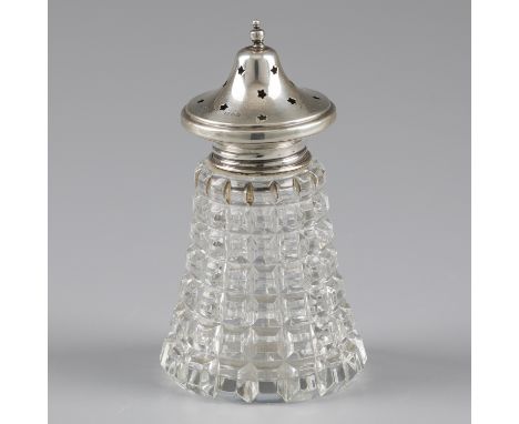 No reserve - Crystal glass sugar sprinkler with silver cap. Very nice conical shaped model with crystal glass holder in block