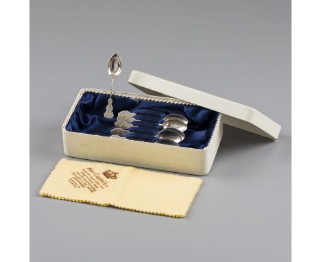 No reserve - 6-piece set of mocha spoons silver. Complete with original box. The Netherlands, Rhenen, B. Drost, 1977, hallmar