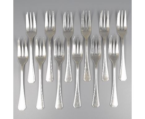 No reserve - Christofle 12-piece cake fork set model: America by Luc Lanel silver-plated. Cutlery model America was created i