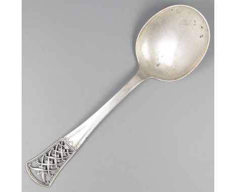 No reserve - Silver serving spoon. Beautiful model with partly openwork stem end. Denmark, 1954, hallmarks: country hallmark 