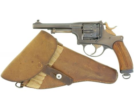  LL 115mm, TL 240mm, brünierte Ganzstahlwaffe mit DA-Abzug, sechsschüssig, U-Kimme, Perlkorn. Bedienelemente gelb angelassen,