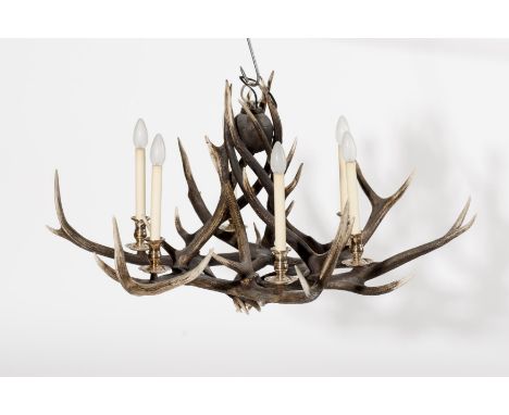 Lustre à six flammes en bois de cerf.D. 100 cm.Mobilier & Décoration FurnitureArt suisse - Swiss Art - Schweizer Kunst;Rustiq