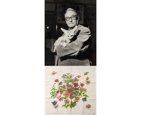 Edouard Marcel Sandoz, carré en soie "Fleurs de printemps".Signé en bas à droite.77x77 cm.On y joint une photographie de Edou