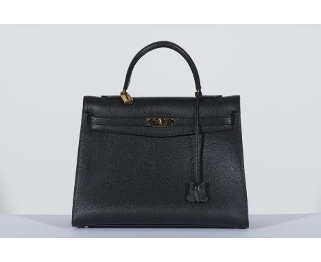 Sac en cuir noir Cellerini Firenze.H. 37x35x13.5 cm. Condition: état neuf.Vintage VintageVintage Mode et Accessoires - Vintag