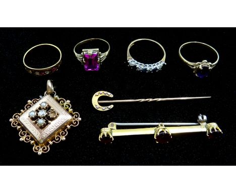 Three 9ct gold stone set rings, 18ct gold ruby and diamond ring, 15ct gold horseshoe stick pin and diamond and pearl pendant 