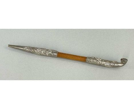JAPANESE WHITE METAL TOBACCO PIPE (KIZERU), bowl and mouthpiec cast with sinous 50-clawerd dragons in clouds, zigzag ornament