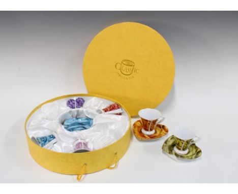 Classic coffee and tea set, with heart shaped saucers, in circular box 33cm