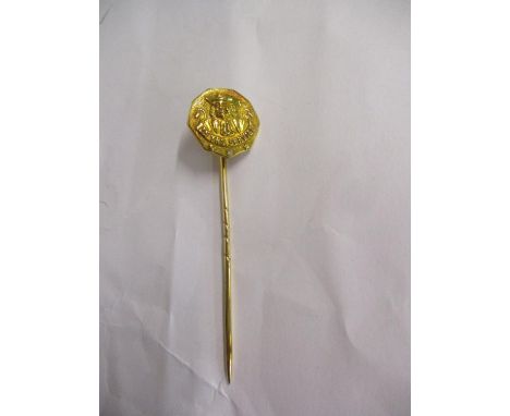 A 14ct gold stick pin commemorating 25 years service, 2.9 grams 