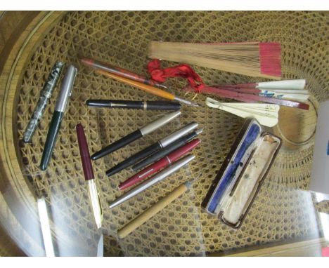 A selection of vintage fountain pens to include Waterman's and Parker pens to include a Parker 51 Special, along with three f