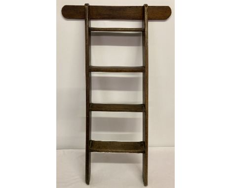 A small set of vintage wooden 4 rung library steps.   Approx. 98 cm tall.