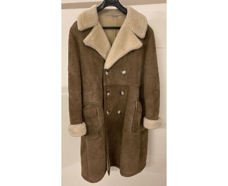 A men's 3/4 length sheepskin suede double breasted winter coat with 6 button fastening. Approx. 44 inch chest. 