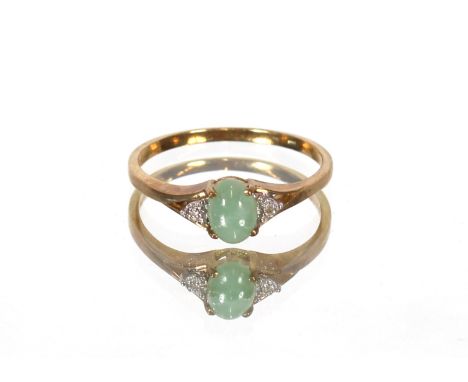 A 9ct gold jade and diamond set ring. Weight approx. 2.3g&nbsp;